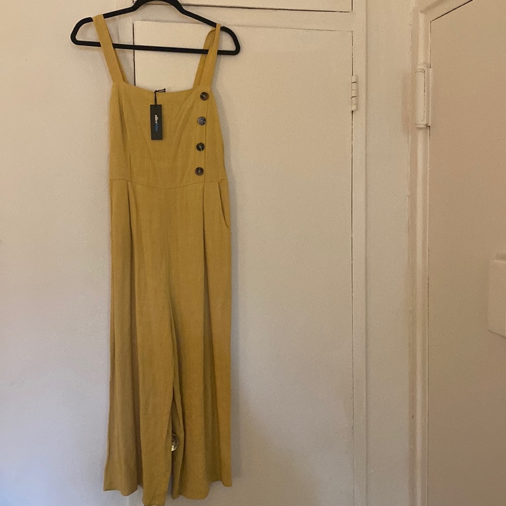 New button Jumpsuit